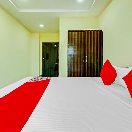 Hotel O Adhin Residency Hyderabad Esterno foto