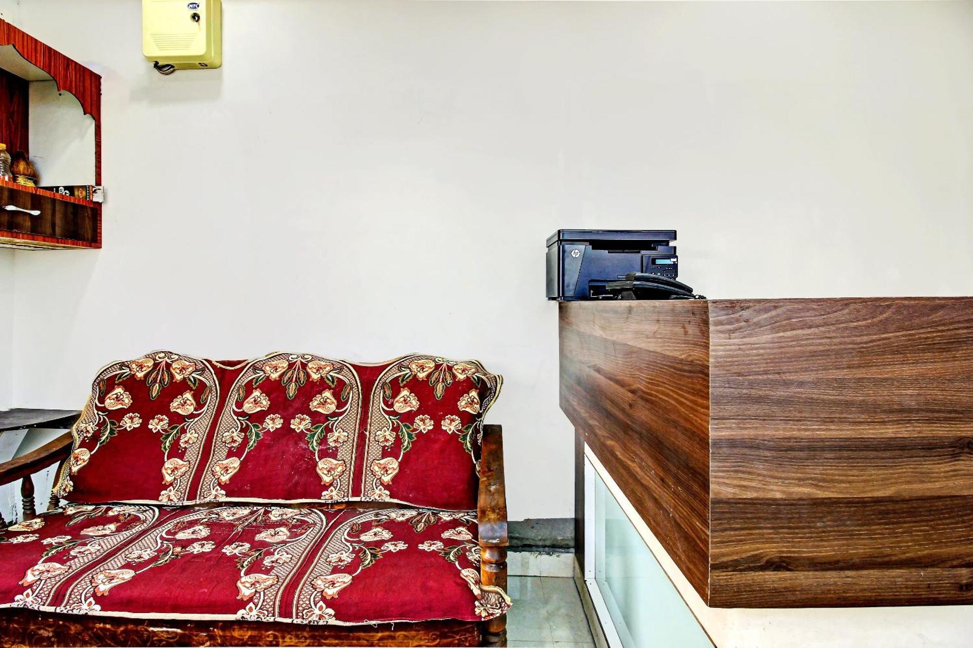 Hotel O Adhin Residency Hyderabad Esterno foto