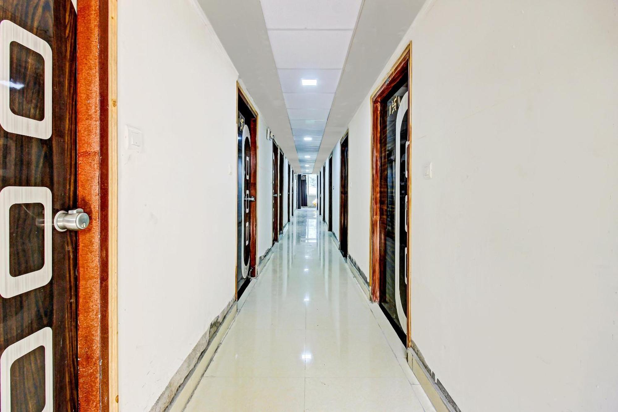 Hotel O Adhin Residency Hyderabad Esterno foto