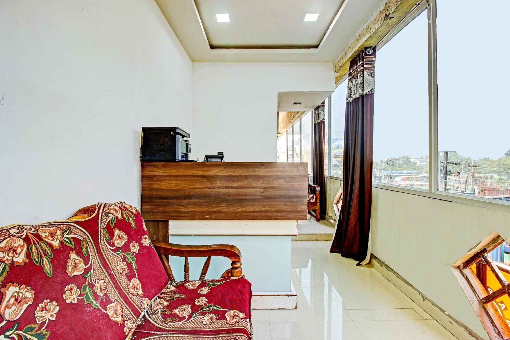 Hotel O Adhin Residency Hyderabad Esterno foto